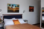 Мини-отель La Serenade Bed and Breakfast Мини-отель La Serenade Bed and Breakfast