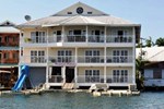 Отель Tropical Suites Отель Tropical Suites