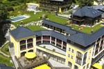 Отель Hotel Saalbacher Hof Отель Hotel Saalbacher Hof