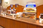 Отель Holiday Inn Express & Suites - Valdosta Отель Holiday Inn Express & Suites - Valdosta
