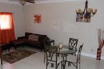 Апартаменты Two-Bedroom Townhouse near Coral Harbour Beach Апартаменты Two-Bedroom Townhouse near Coral Harbour Beach