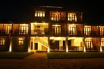 Отель Serein Beach Hotel Отель Serein Beach Hotel