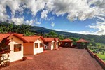 Отель Hotel Mango Valley Отель Hotel Mango Valley