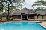 Отель Mziki Safari Lodge Отель Mziki Safari Lodge