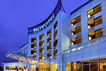 Отель Novotel Montréal Aéroport Отель Novotel Montréal Aéroport