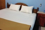 Отель Peacock Lodge Отель Peacock Lodge
