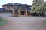 Гостевой дом The Vines Avenue Guesthouse Гостевой дом The Vines Avenue Guesthouse