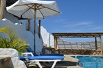 Отель Hotel Smiling Crab Отель Hotel Smiling Crab