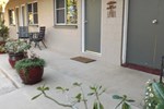 Отель Sunbird Motel Отель Sunbird Motel