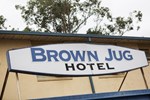 Отель Brown Jug Inn Hotel Отель Brown Jug Inn Hotel