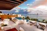 Апартаменты Cap West Beachfront Luxury 2 Bedroom Apartment Апартаменты Cap West Beachfront Luxury 2 Bedroom Apartment