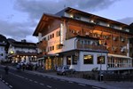Отель Hotel Cristallo Отель Hotel Cristallo