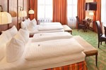 Отель BEST WESTERN Plus Hotel Goldener Adler Innsbruck Отель BEST WESTERN Plus Hotel Goldener Adler Innsbruck