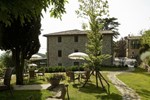 Отель La Tavola Dei Cavalieri Отель La Tavola Dei Cavalieri