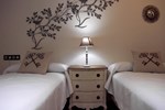 Отель Hotel Rural Doña Berenguela Отель Hotel Rural Doña Berenguela