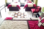 Гостевой дом Hostal Las Gardenias Гостевой дом Hostal Las Gardenias