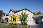 Отель Super 8 Motel Отель Super 8 Motel