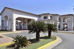 Отель Super 8 Weslaco Отель Super 8 Weslaco