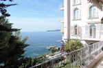 Апартаменты Overlooking the Sea in Cap d'Ail Апартаменты Overlooking the Sea in Cap d'Ail