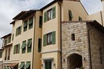 Отель Town Square Suites by Toscana Valley Отель Town Square Suites by Toscana Valley