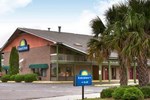Отель Days Inn Columbia - NE Fort Jackson Отель Days Inn Columbia - NE Fort Jackson