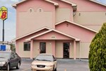 Отель Super 8 Brunswick South Отель Super 8 Brunswick South