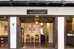 Гостевой дом Baan Luang Rajamaitri Historic Inn Гостевой дом Baan Luang Rajamaitri Historic Inn