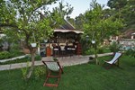 Отель Kamarca House Hotel Отель Kamarca House Hotel