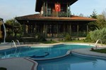 Отель Grandmas Farm Houses Отель Grandmas Farm Houses