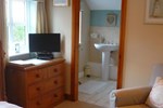 Мини-отель White Cottage Bed and Breakfast Мини-отель White Cottage Bed and Breakfast