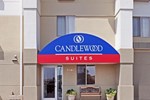 Отель Candlewood Suites Wichita-Northeast Отель Candlewood Suites Wichita-Northeast