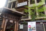 Отель Anggun Boutique Hotel Отель Anggun Boutique Hotel