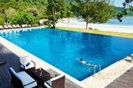 Отель Bunga Raya Island Resort & Spa Отель Bunga Raya Island Resort & Spa
