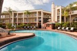 Отель Baymont Inn & Suites Tampa Near Busch Gardens Отель Baymont Inn & Suites Tampa Near Busch Gardens