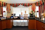 Отель Best Western Courtesy Inn Отель Best Western Courtesy Inn