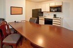 Отель Candlewood Suites Kansas City-Overland Park Отель Candlewood Suites Kansas City-Overland Park