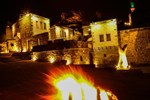Отель Millstone Cave Suites Hotel Отель Millstone Cave Suites Hotel