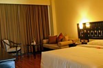 Отель The Hills Bukittinggi Hotel & Convention Отель The Hills Bukittinggi Hotel & Convention
