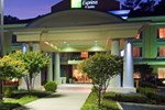 Отель Holiday Inn Express Hotel & Suites Emporia Отель Holiday Inn Express Hotel & Suites Emporia