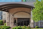 Отель Holiday Inn Cincinnati-Riverfront Отель Holiday Inn Cincinnati-Riverfront