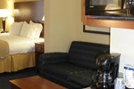 Отель Holiday Inn Express Hotel & Suites Anniston/Oxford Отель Holiday Inn Express Hotel & Suites Anniston/Oxford