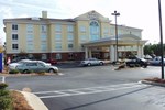 Отель Holiday Inn Express Hotel & Suites Columbia-I-26 - Harbison Blvd Отель Holiday Inn Express Hotel & Suites Columbia-I-26 - Harbison Blvd