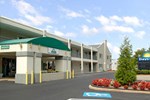 Отель Days Inn Colonial Downtown Отель Days Inn Colonial Downtown