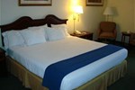 Отель Holiday Inn Express Clarksville Отель Holiday Inn Express Clarksville