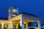 Отель Holiday Inn Express Hotel & Suites Huntsville Отель Holiday Inn Express Hotel & Suites Huntsville