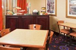 Отель Holiday Inn Express Hotel & Suites Minneapolis-Golden Valley Отель Holiday Inn Express Hotel & Suites Minneapolis-Golden Valley
