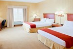 Отель Holiday Inn Express Hotel & Suites Woodbridge Отель Holiday Inn Express Hotel & Suites Woodbridge