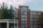 Отель Holiday Inn Hotel & Suites Des Отель Holiday Inn Hotel & Suites Des