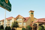 Отель La Quinta Inn & Suites Отель La Quinta Inn & Suites