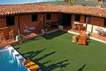 Хостел Twinfin Surf Camp Хостел Twinfin Surf Camp